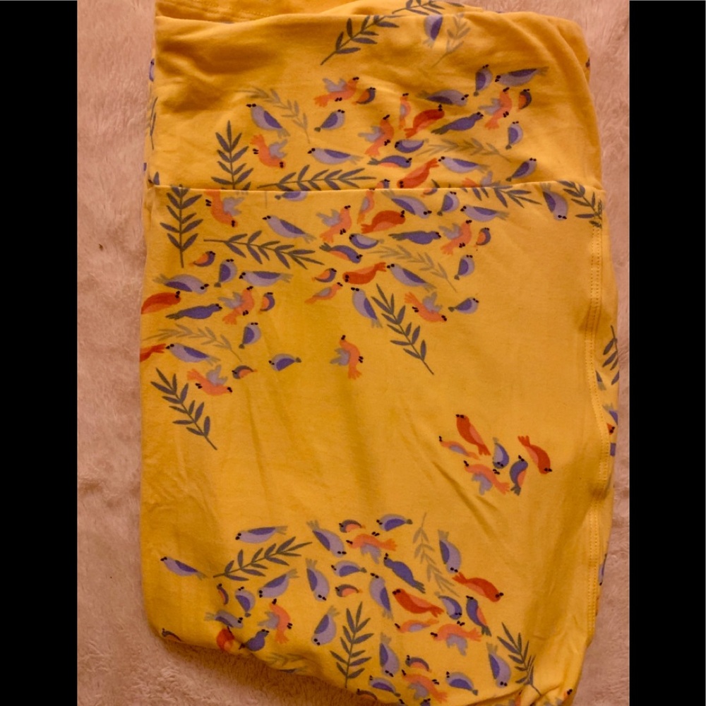 LulaRoe Tall and Curvy Leggings (  #12)